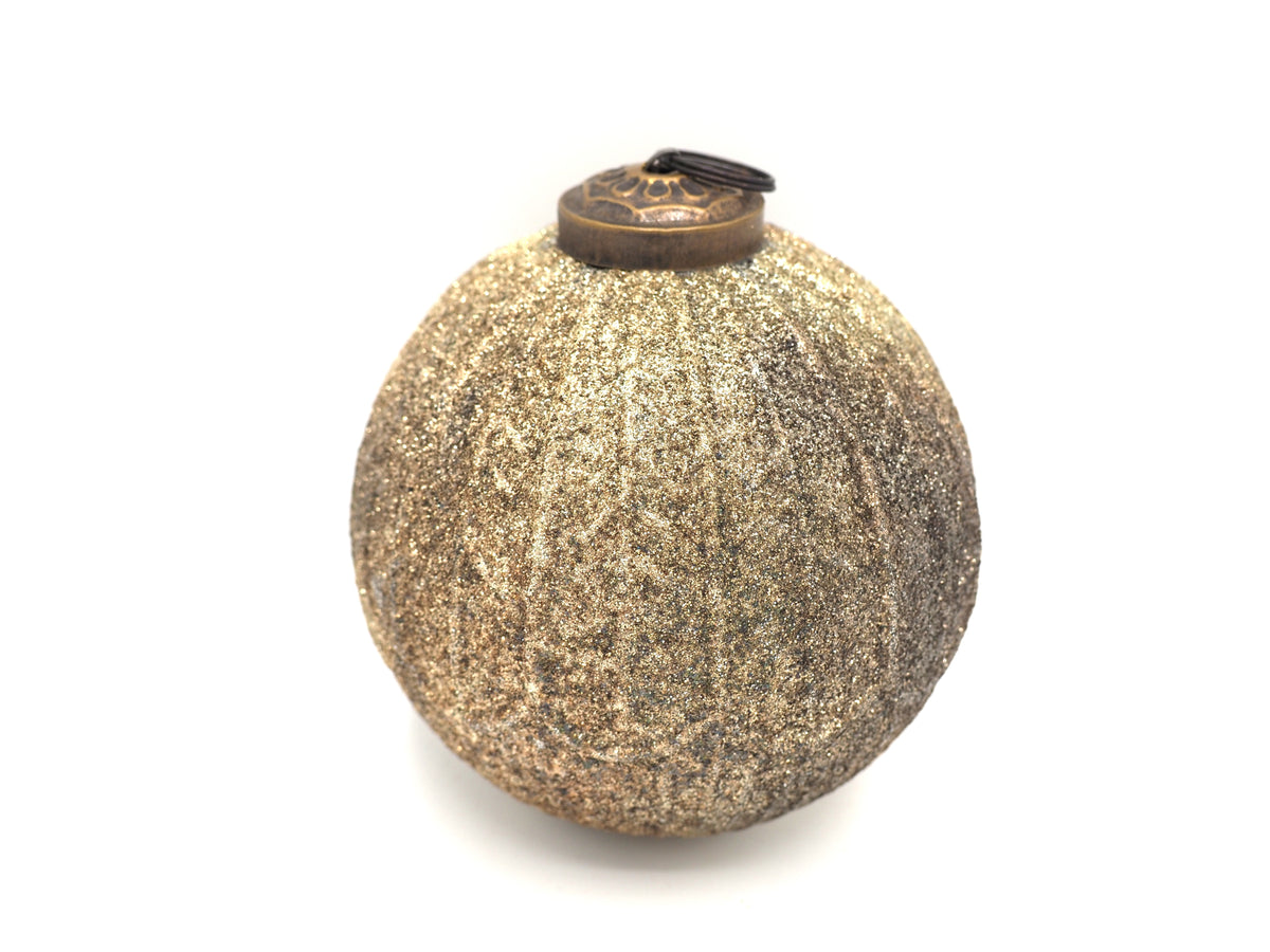 GLITTER CRACKLE BAUBLE IN ANTIQUE SILVER MERCURY FINISH