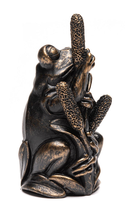 Frog On Bullrush Cane or Stake Topper