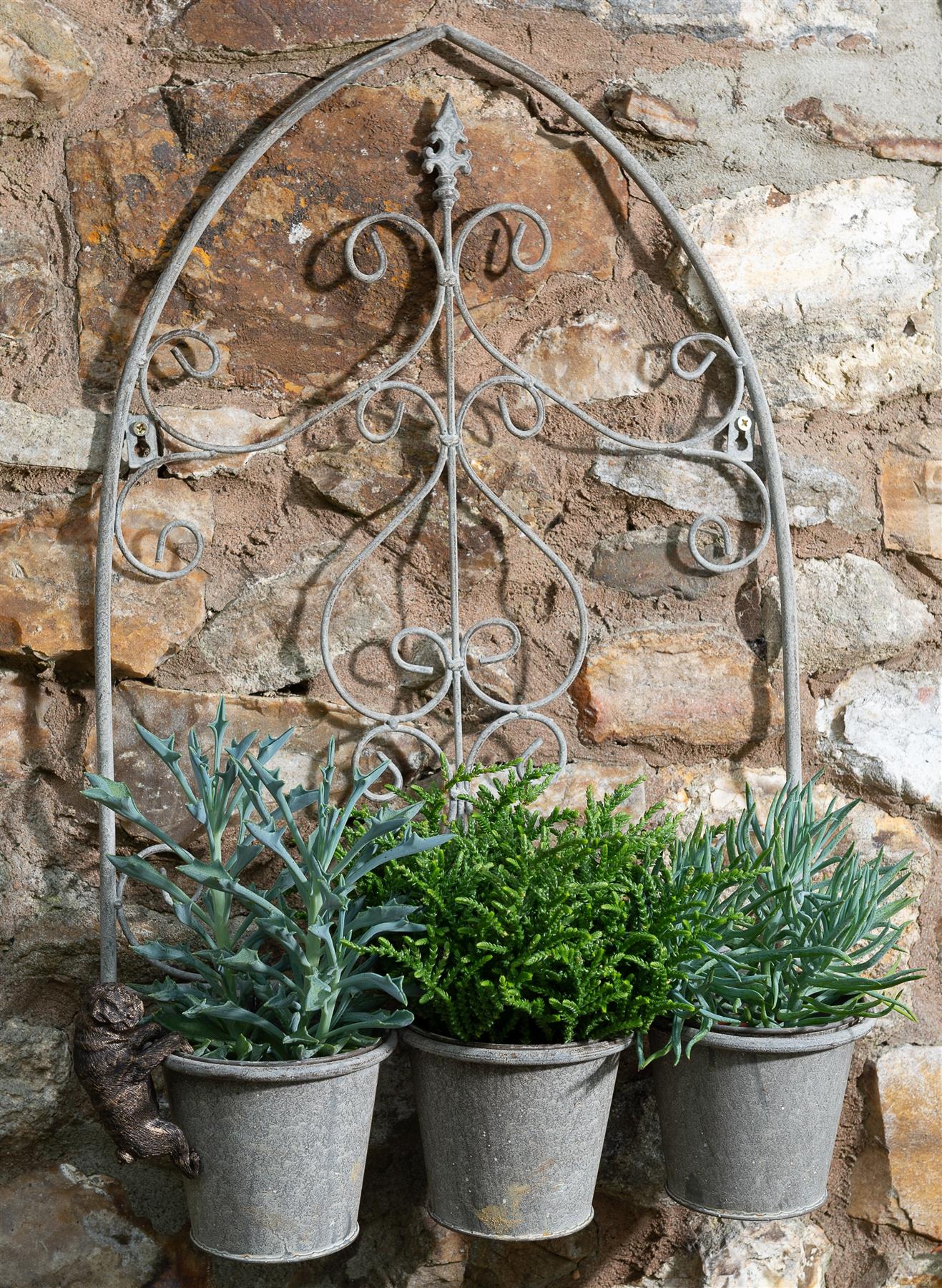 Pug Plant Pot Hanger