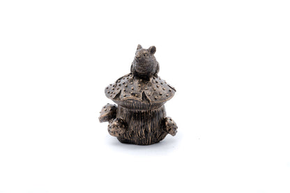 Mouse On Toadstool Plant Drip Feeder Cover & Feed