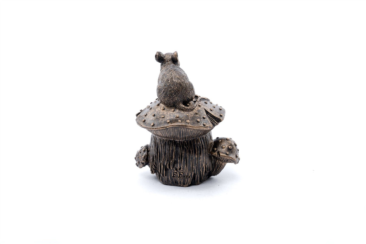 Mouse On Toadstool Plant Drip Feeder Cover & Feed