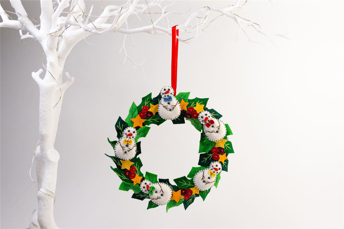 Handmade Felt Wreath Christmas Door Hanging Decoration - 21 cm
