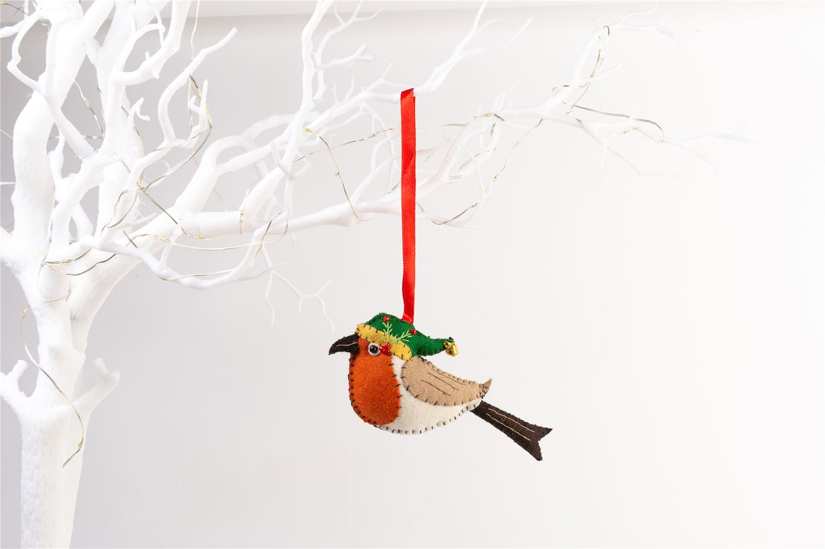 Handmade Felt Robin Redbreast Christmas Tree Hanging Decoration - 16 cm