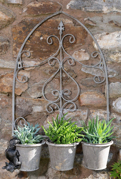 Red Squirrel Plant Pot Hanger