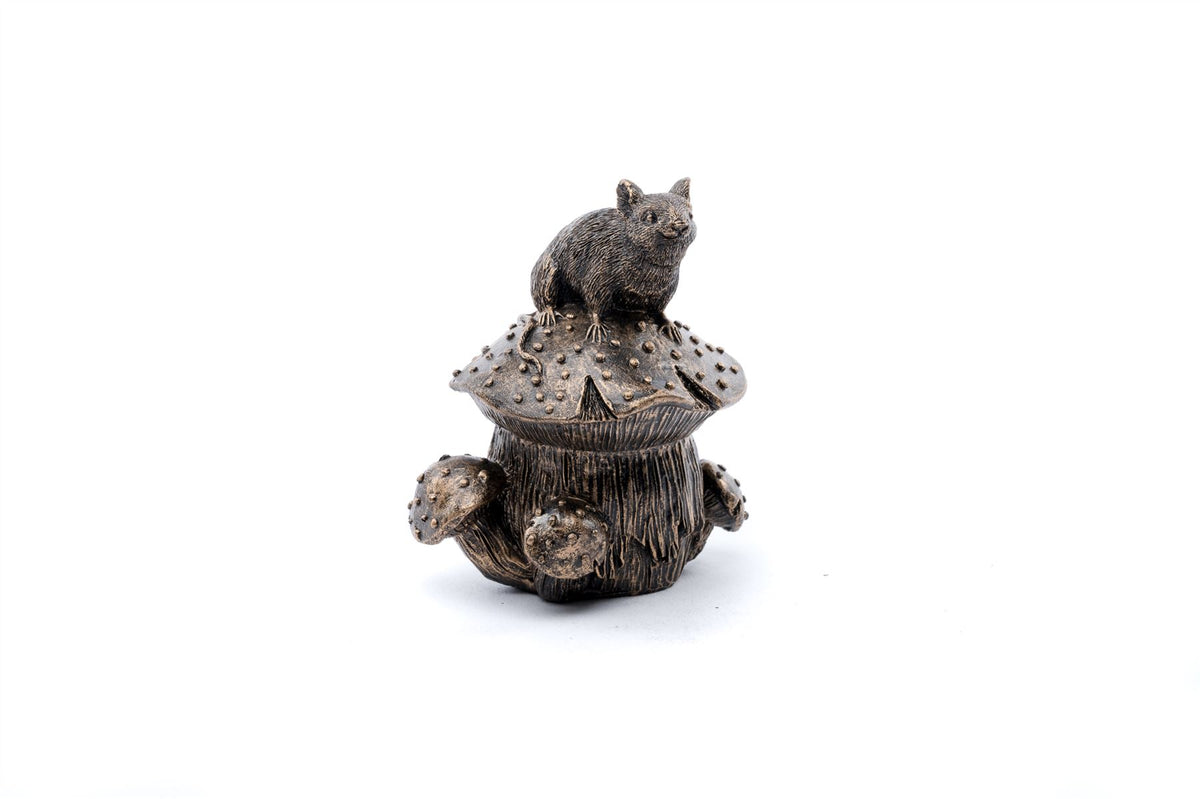 Mouse On Toadstool Plant Drip Feeder Cover & Feed
