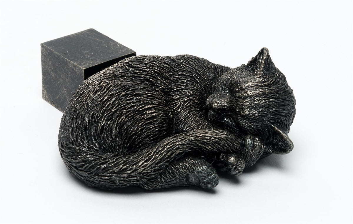Sleeping Cat Curled Up Plant Pot Feet - Set of 3