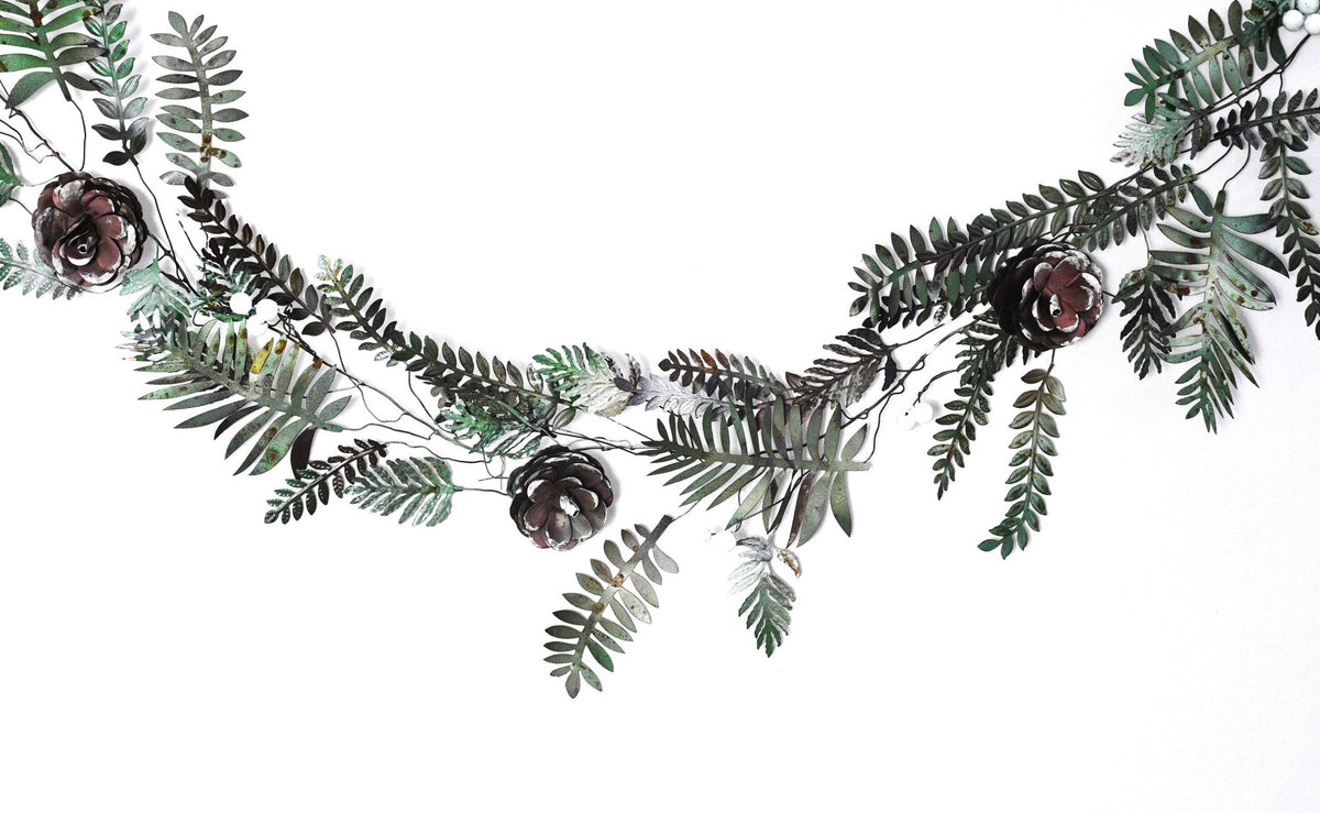 Christmas Artisan Fairtrade Metal Pine Cone and Leaf Garland Decoration