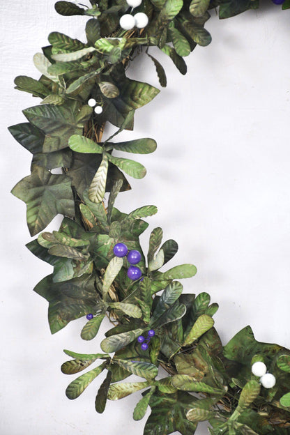 Christmas Artisan Fairtrade Metal Mistletoe Wreath Door Decoration