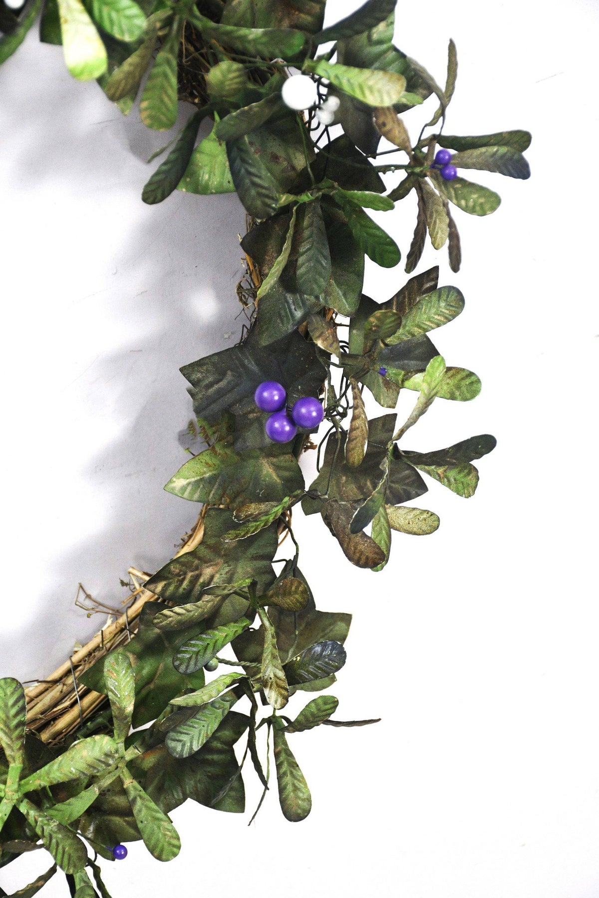 Christmas Artisan Fairtrade Metal Mistletoe Wreath Door Decoration