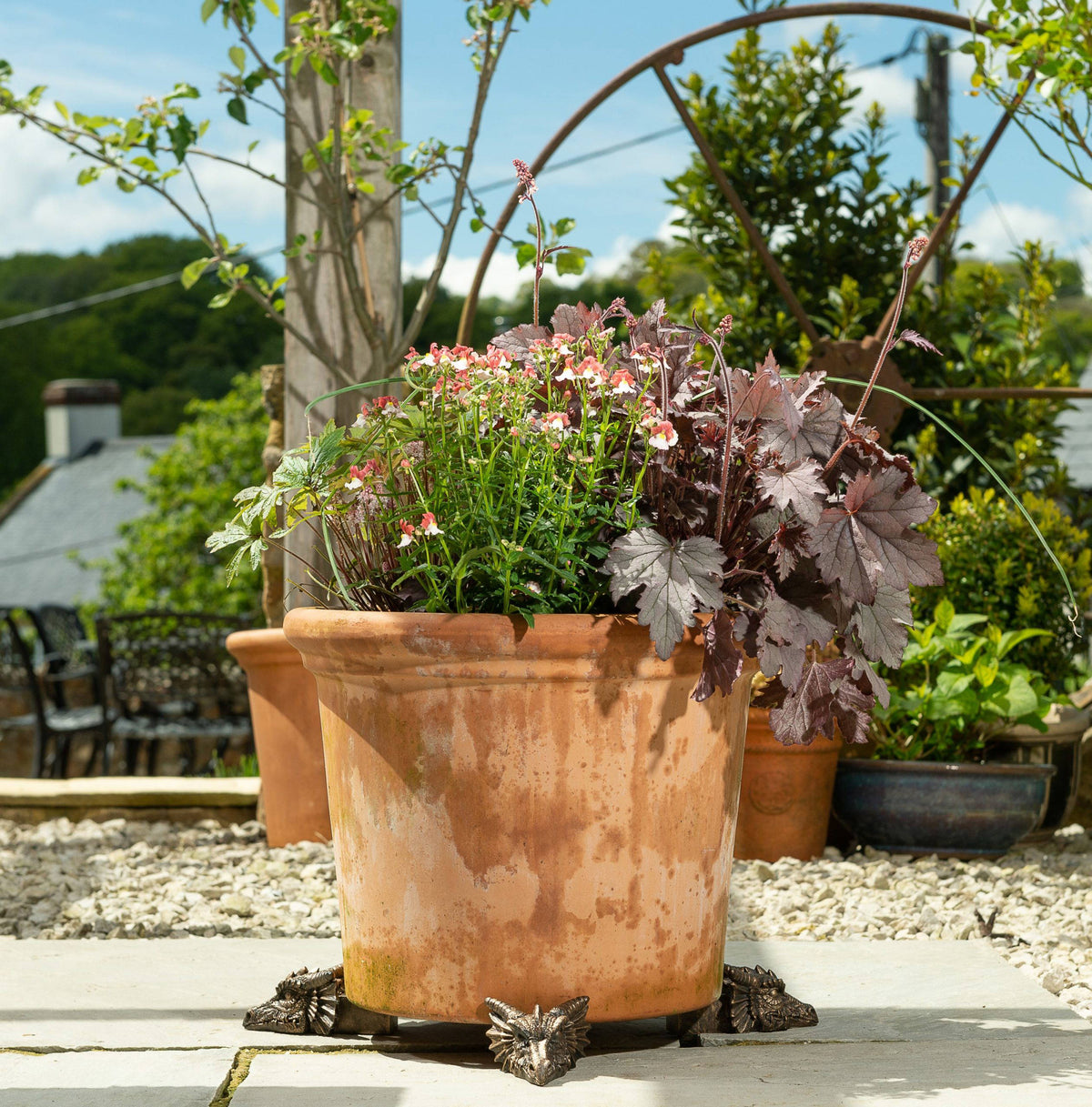 Dragon Plant Pot Feet - Set of 3