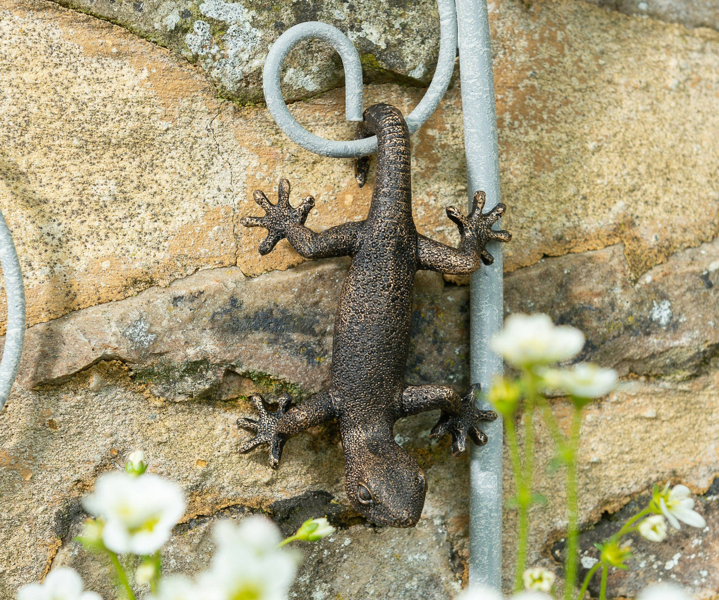 Antique Bronze Coloured Gecko Pot Buddy Plant Pot Hanger