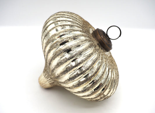 GLITTER CRACKLE LANTERN STYLE BAUBLE IN ANTIQUE SILVER FIINISH