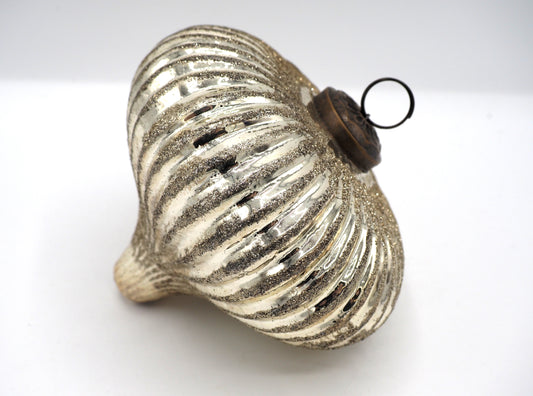 GLITTER CRACKLE LANTERN STYLE BAUBLE IN ANTIQUE SILVER FIINISH