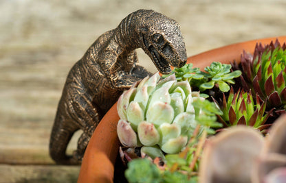 Velociraptor Plant Pot Hanger