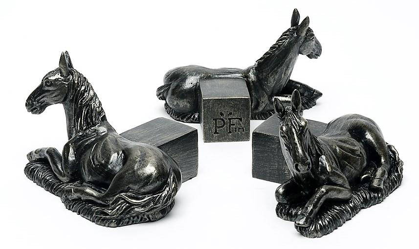 Horse Laying Plant Pot Feet - Set of 3